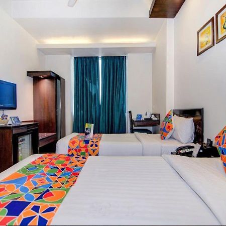 Hotel Rockland Panchsheel Enclave New Delhi Luaran gambar
