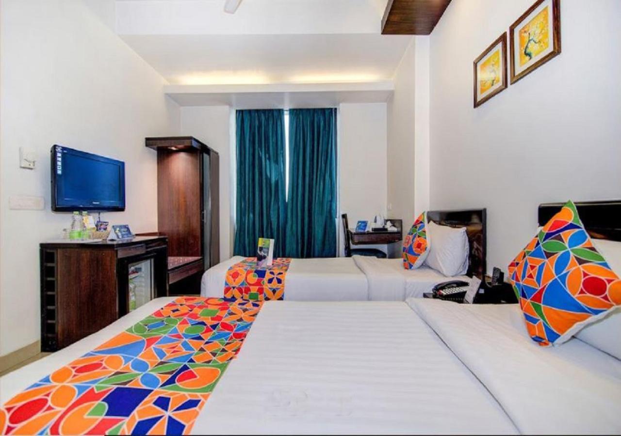 Hotel Rockland Panchsheel Enclave New Delhi Luaran gambar