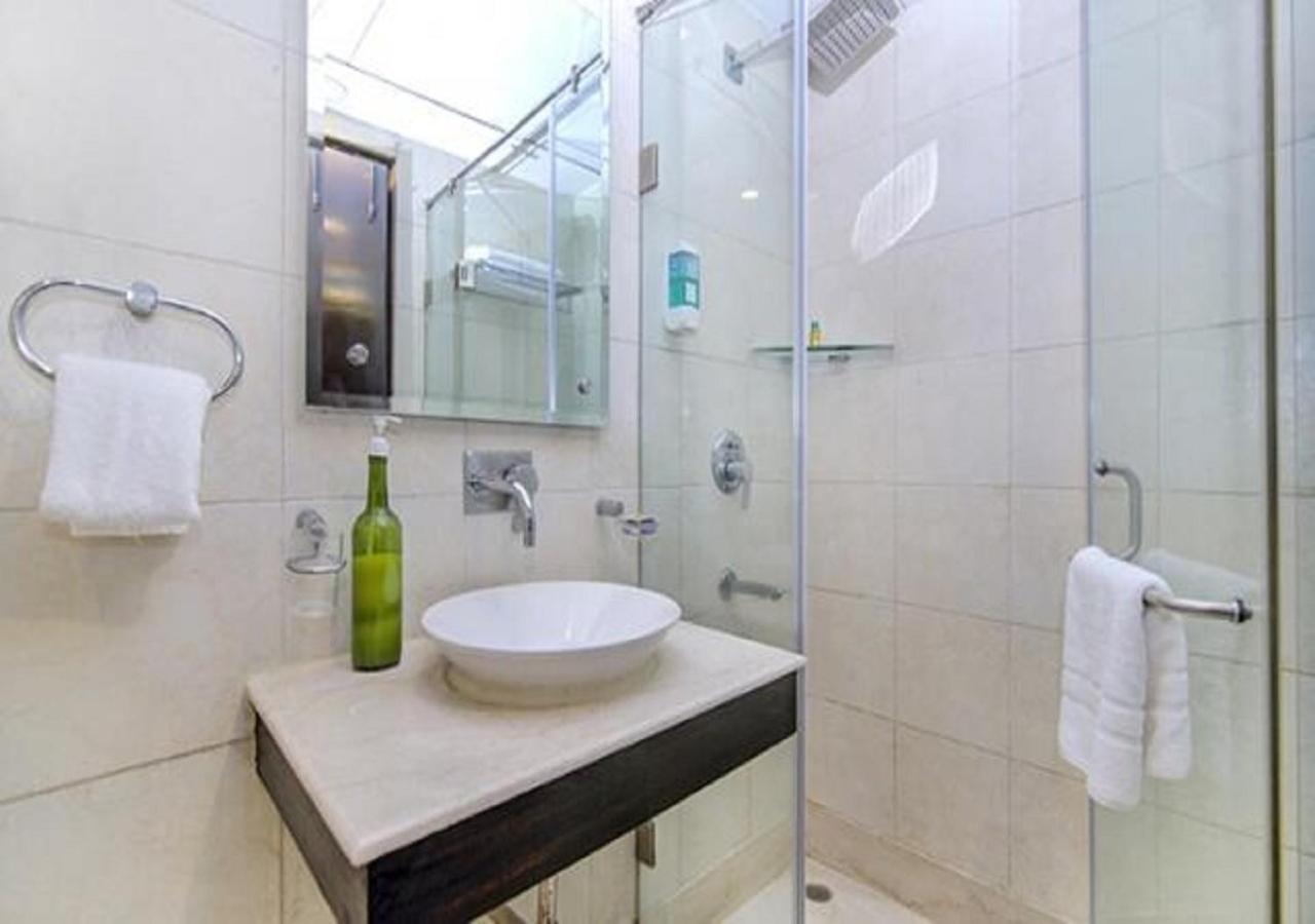 Hotel Rockland Panchsheel Enclave New Delhi Luaran gambar