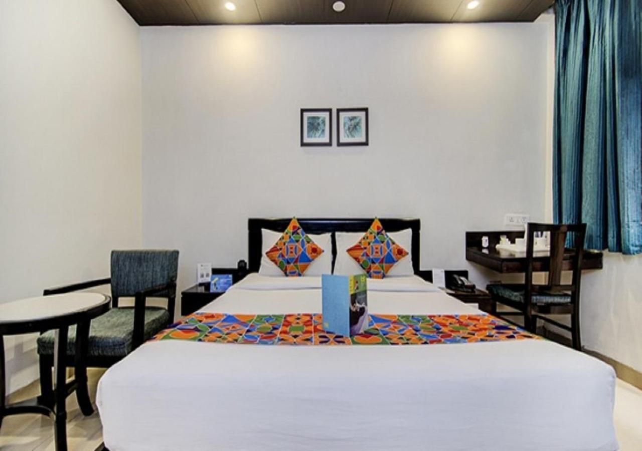 Hotel Rockland Panchsheel Enclave New Delhi Luaran gambar