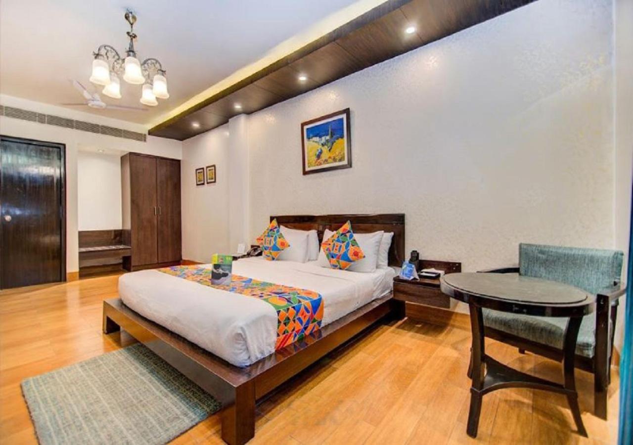 Hotel Rockland Panchsheel Enclave New Delhi Luaran gambar